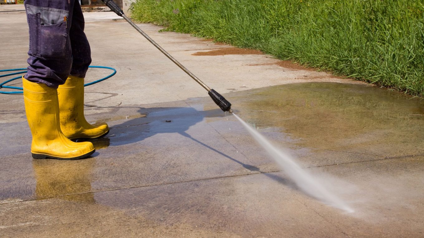 Pressure Washing Perfect Clean Up Before Selling your Commercial Property