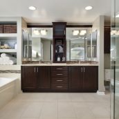 3 Reasons to Use a Bathroom Remodeling Contractor in Thousand Oaks
