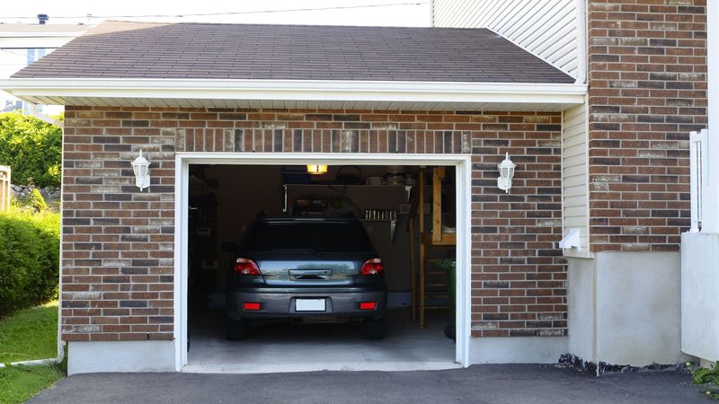 3 Reasons for Garage Door Spring Repair in Kissimmee FL