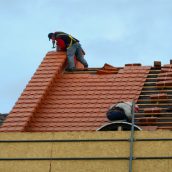 What Can a Property Owner Expect from a Roofer in Elk Grove?