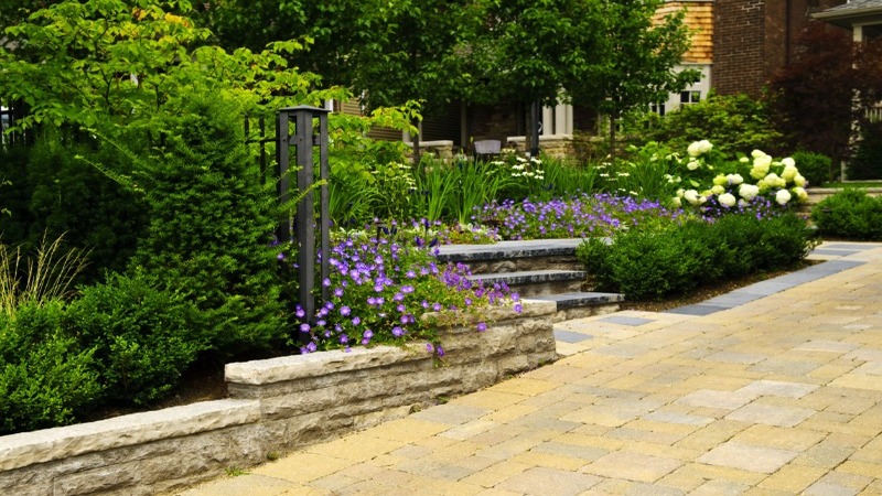 Make Your Yard Stand Out Using Decorative Curbing in Beaver Dam, WI, for Professional Results